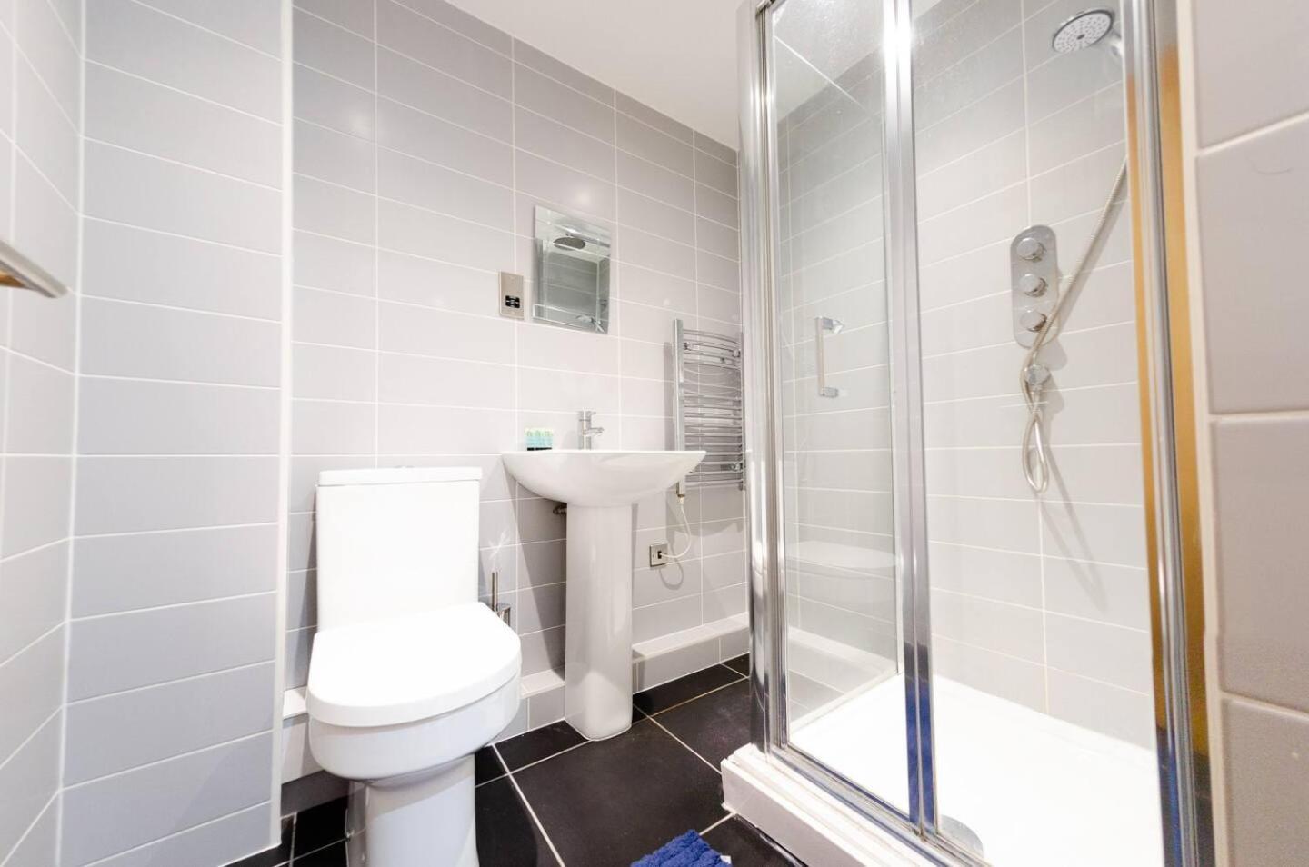 Charlotte Prime Location Cozy 2bed 2bath Nest Aparthotel Ipswich